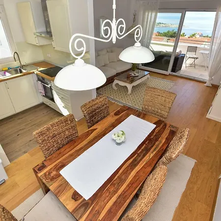 Sun Apartment